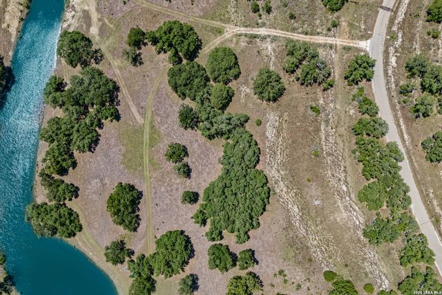 1364 N WALNUT SPRINGS RD, Johnson City, TX 78636