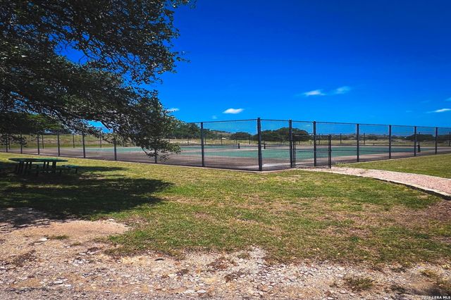 1364 N WALNUT SPRINGS RD, Johnson City, TX 78636