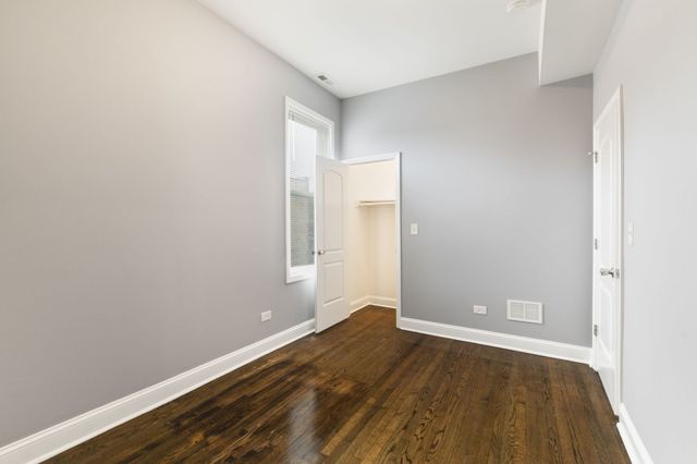 7322 S Langley Avenue, Chicago, IL 60619