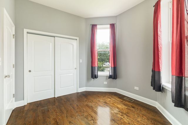 7322 S Langley Avenue, Chicago, IL 60619