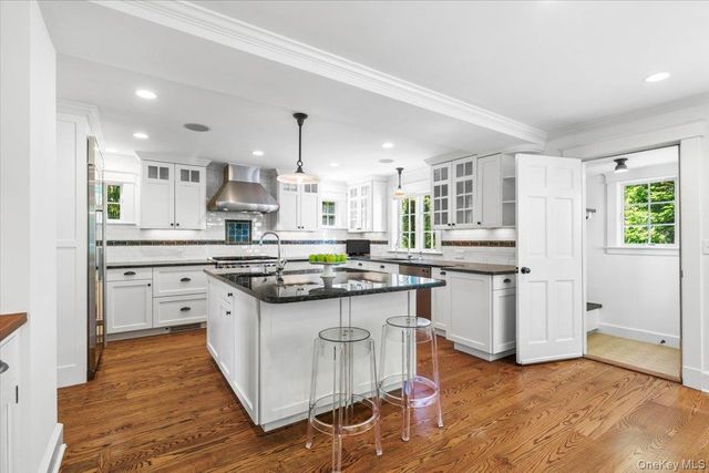 36 Intervale Place, Rye, NY 10580
