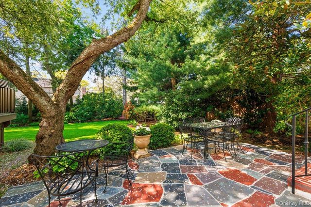 36 Intervale Place, Rye, NY 10580