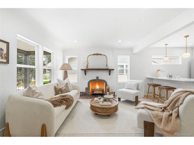 2575 S Lafayette St, Denver, CO 80210