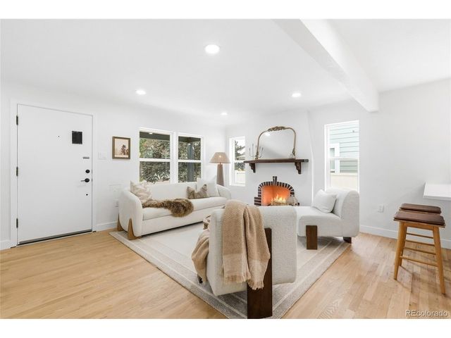 2575 S Lafayette St, Denver, CO 80210