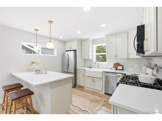 2575 S Lafayette St, Denver, CO 80210