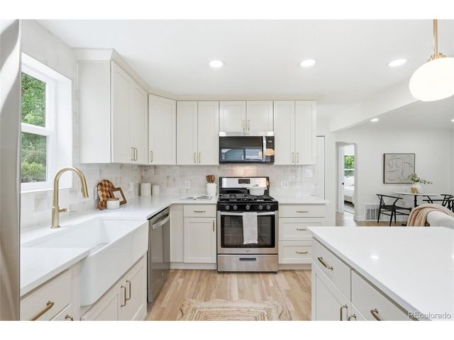2575 S Lafayette St, Denver, CO 80210