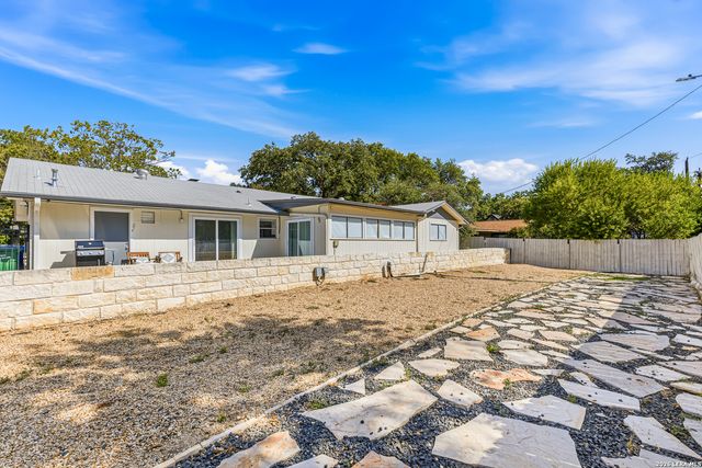 3002 WROXTON RD, San Antonio, TX 78217