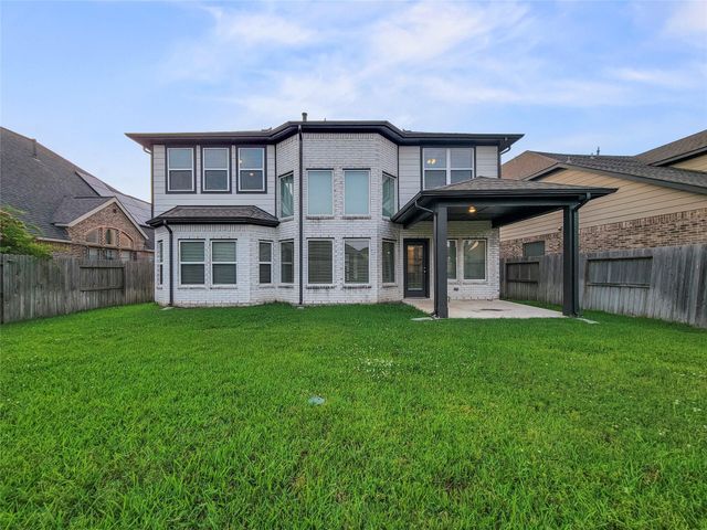 8926 Emerald Cane Drive, Missouri City, TX 77459