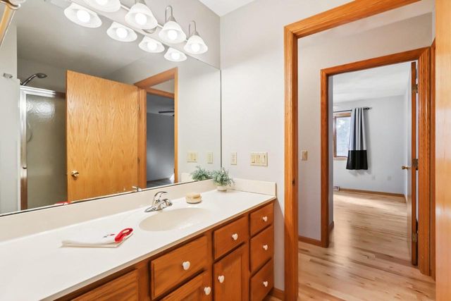 14 Village Homes Drive, Waunakee, WI 53597