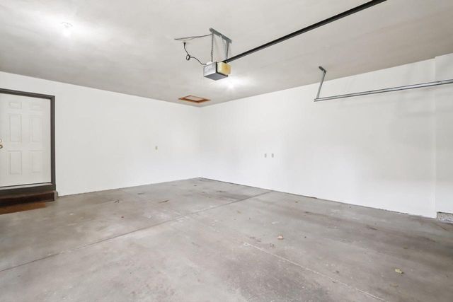 14 Village Homes Drive, Waunakee, WI 53597