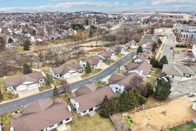 14 Village Homes Drive, Waunakee, WI 53597