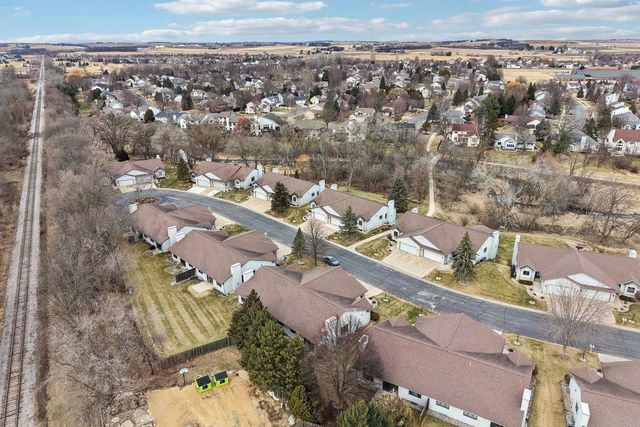 14 Village Homes Drive, Waunakee, WI 53597