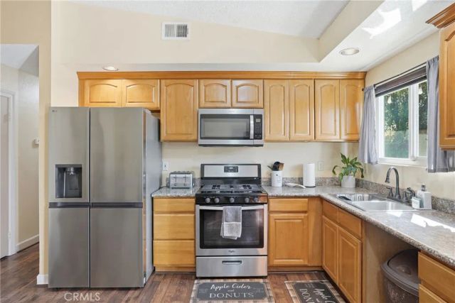 1056 Kingston, Santa Maria, CA 93458