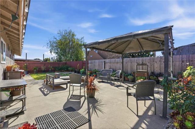 1056 Kingston, Santa Maria, CA 93458