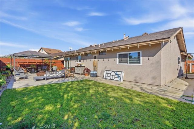 1056 Kingston, Santa Maria, CA 93458