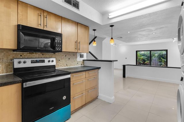 20509 NW 15 Ave 5-2, Miami Gardens, FL 33169