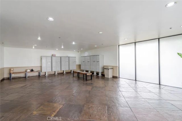 19350 Sherman Way 210, Reseda, CA 91335