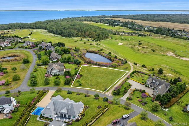 2200 Laurel Trail, Laurel, NY 11948