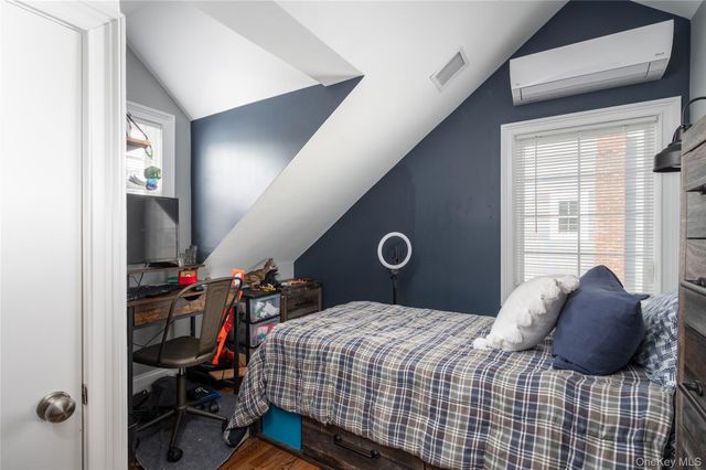 132 Webster Street, Merrick, NY 11566