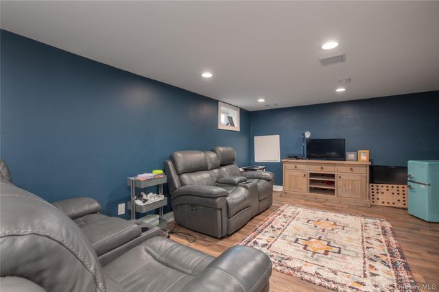 132 Webster Street, Merrick, NY 11566