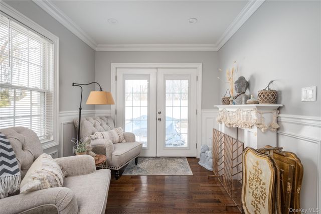 132 Webster Street, Merrick, NY 11566