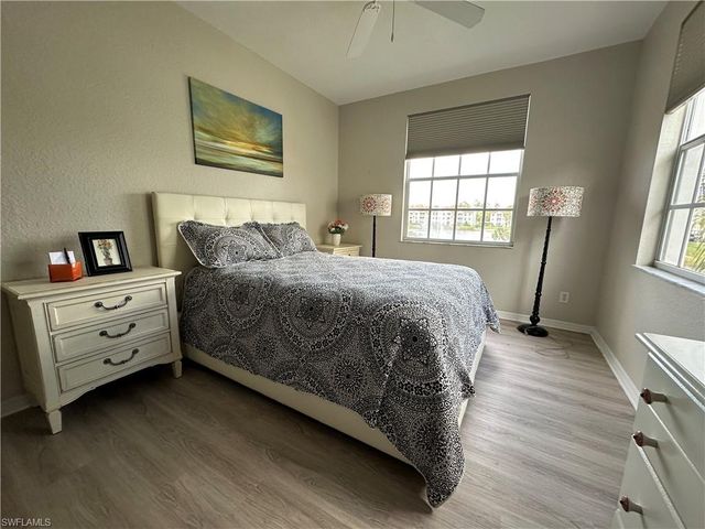 4650 Saint Croix LN 721, Naples, FL 34109