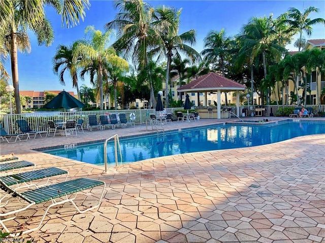 4650 Saint Croix LN 721, Naples, FL 34109