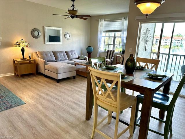 4650 Saint Croix LN 721, Naples, FL 34109