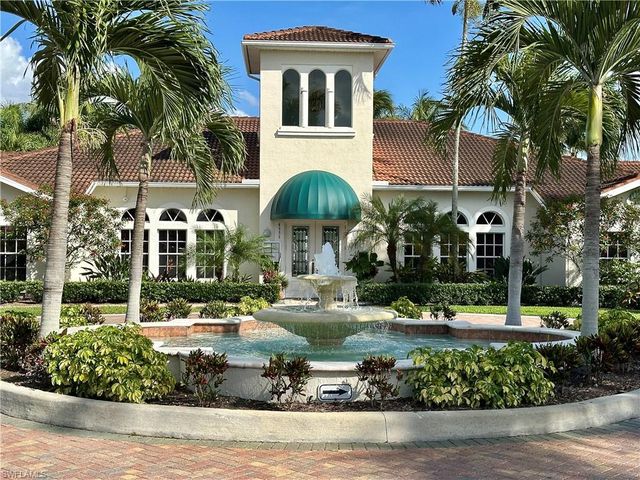 4650 Saint Croix LN 721, Naples, FL 34109