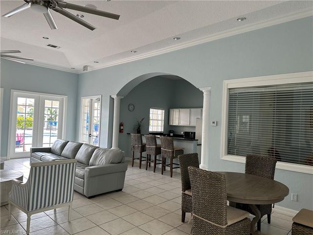 4650 Saint Croix LN 721, Naples, FL 34109