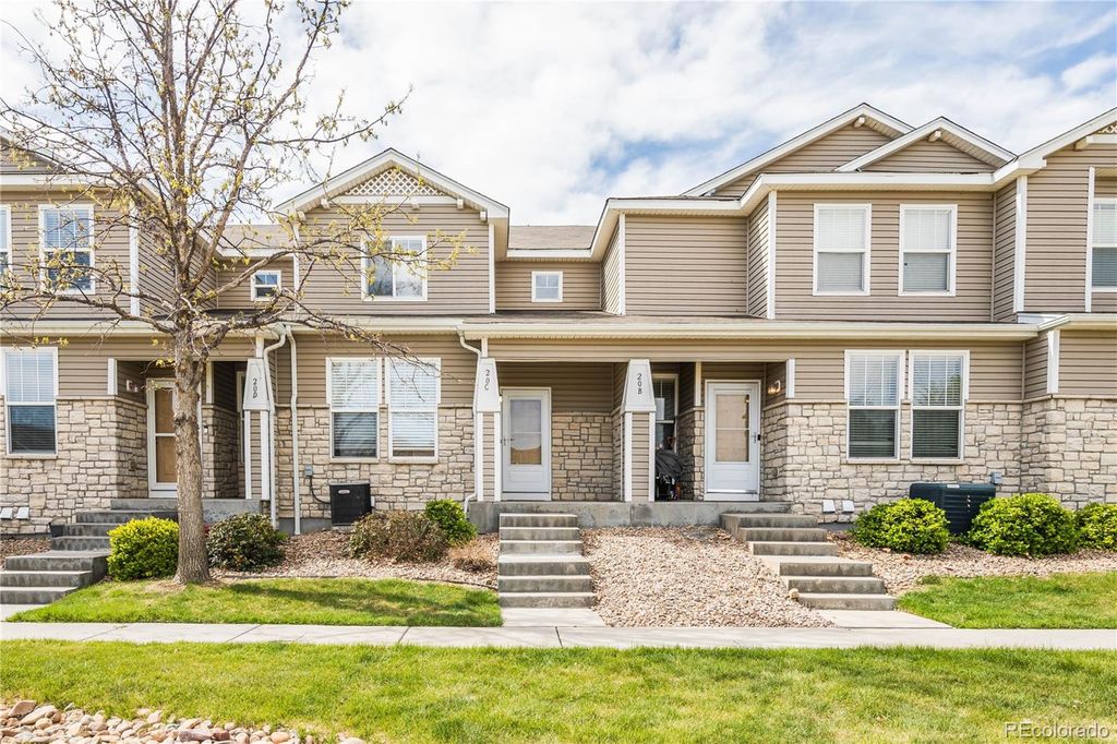 9758 Laredo Street 20C, Commerce City, CO 80022