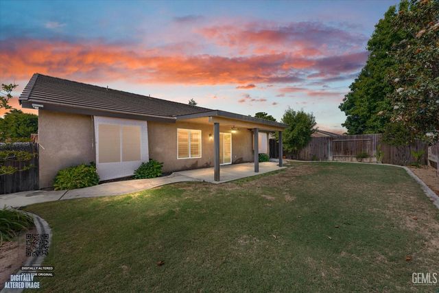 13512 Deerlodge Court, Bakersfield, CA 93314