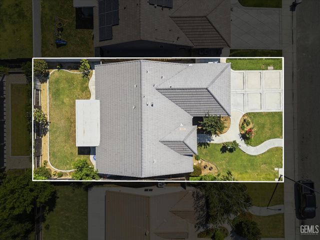 13512 Deerlodge Court, Bakersfield, CA 93314