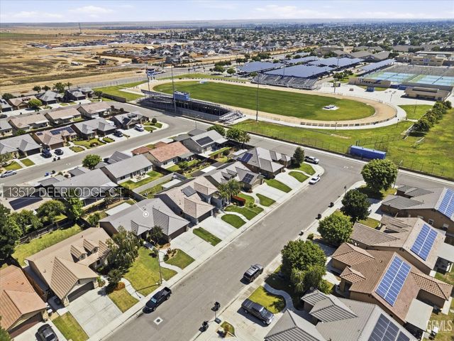 13512 Deerlodge Court, Bakersfield, CA 93314