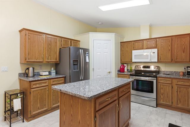 407 Darby Drive, Belmont, NH 03220