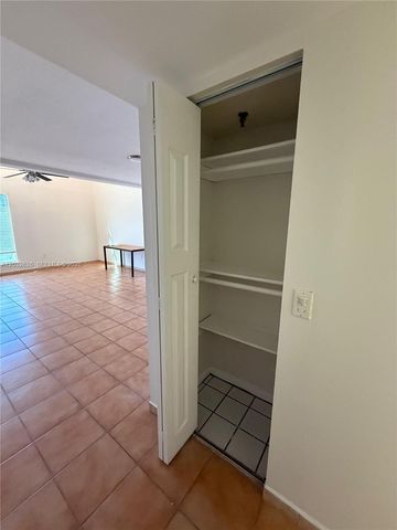 10641 SW 108 AVE 3I, Miami, FL 33176