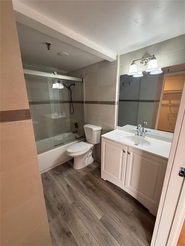 10641 SW 108 AVE 3I, Miami, FL 33176