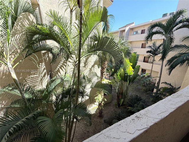 10641 SW 108 AVE 3I, Miami, FL 33176