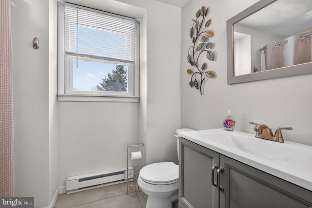 311 FULTON ST, Akron, PA 17501