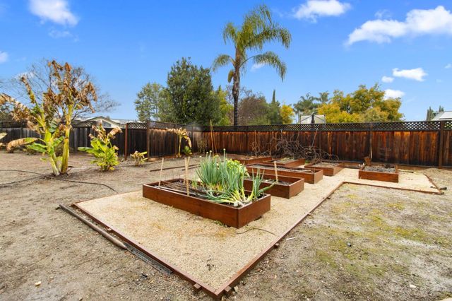 450 Stratford Park Court, San Jose, CA 95136