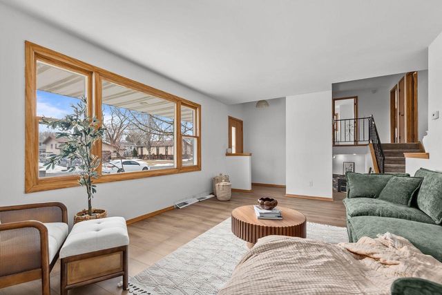 1764 Oakridge COURT, Menasha, WI 54952