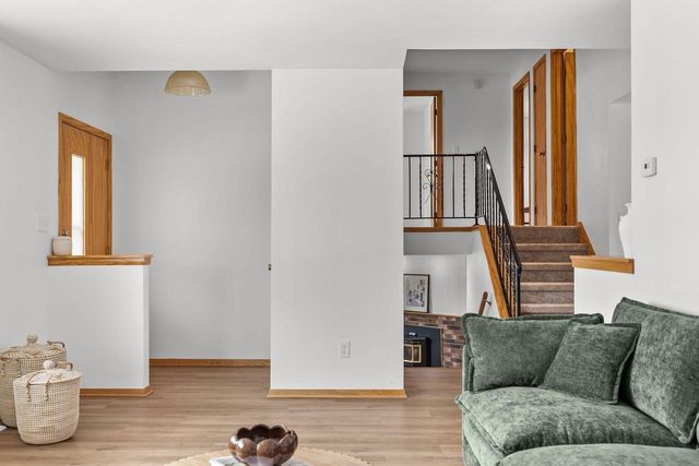 1764 Oakridge COURT, Menasha, WI 54952