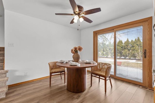 1764 Oakridge COURT, Menasha, WI 54952