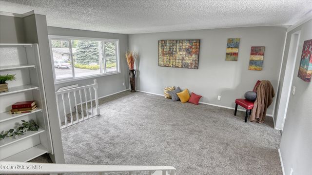 2574 W Fairway Dr, Coeur D'alene, ID 83815