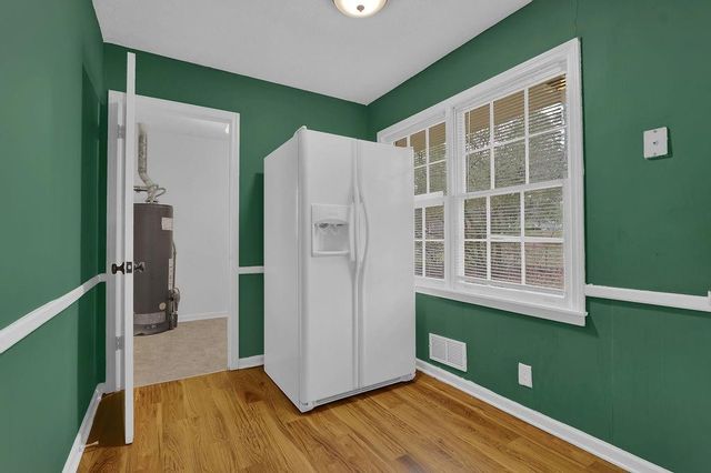 886 Oakhill Court, Stone Mountain, GA 30087