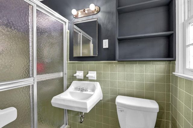 886 Oakhill Court, Stone Mountain, GA 30087