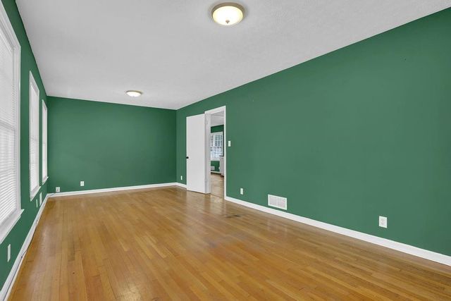 886 Oakhill Court, Stone Mountain, GA 30087