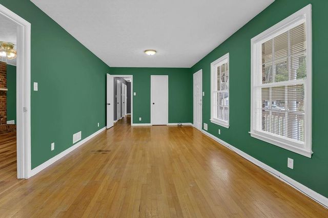 886 Oakhill Court, Stone Mountain, GA 30087