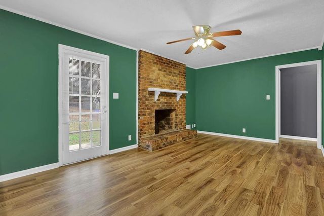 886 Oakhill Court, Stone Mountain, GA 30087