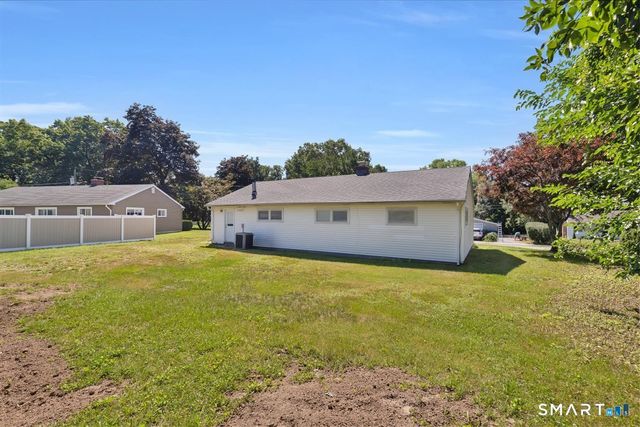 29 Coolidge Street, Windsor Locks, CT 06096